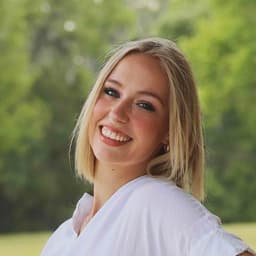 Instructor Kendall S. profile Card Image