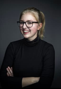 Instructor Klara S. profile Card Image