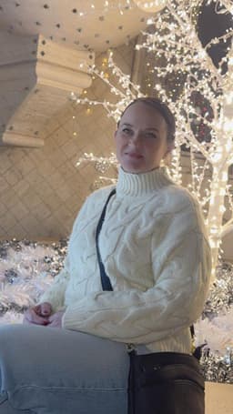 Instructor Krista L. profile Card Image