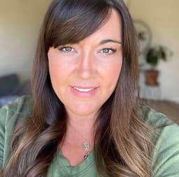 Instructor Kristin W. profile Card Image