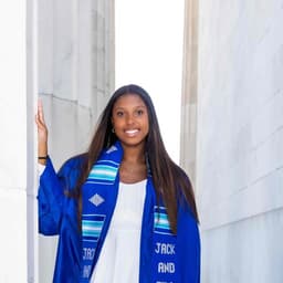 Instructor Kyla P. profile Card Image