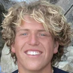 Instructor Logan W. profile Card Image