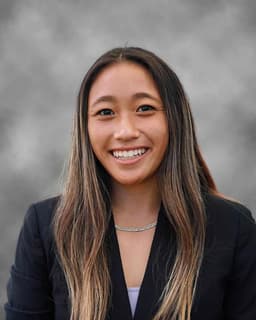 Instructor Madison T. profile Card Image