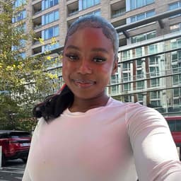 Instructor Madison W. profile Card Image