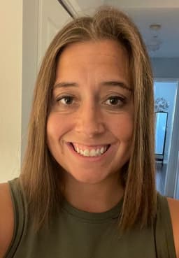 Instructor Maggi U. profile Card Image