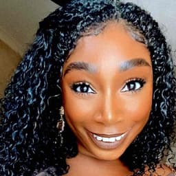 Instructor Mariah G. profile Card Image