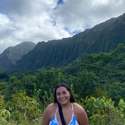 Instructor Marian S. profile Card Image