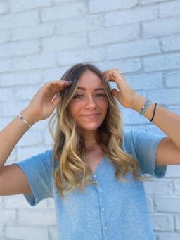 Instructor Marley Y. profile Card Image