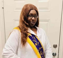 Instructor Marnier R. profile Card Image