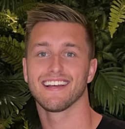 Instructor Max T. profile Card Image