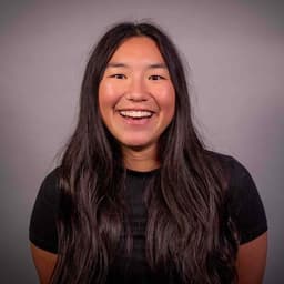 Instructor Maya W. profile Card Image