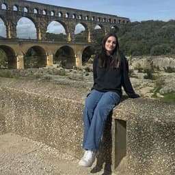 Instructor McKenzie G. profile Card Image