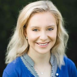 Instructor McKenzie S. profile Card Image