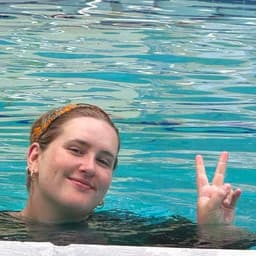 Instructor Mia F. profile Card Image