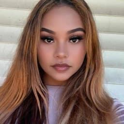 Instructor Neyrah H. profile Card Image