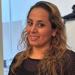 Instructor Patricia C. profile Card Image