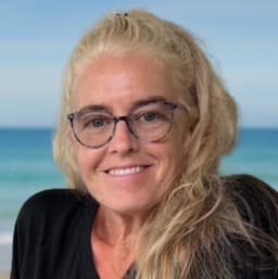 Instructor Patricia Y. profile Card Image