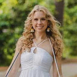 Instructor Rachel P. profile Card Image