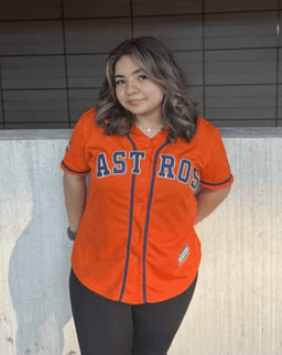 Instructor Raquel A. profile Card Image