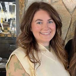 Instructor Riley N. profile Card Image