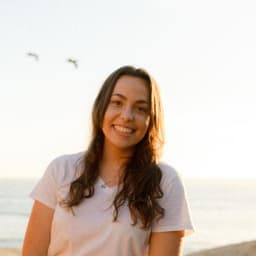 Instructor Ruth S. profile Card Image