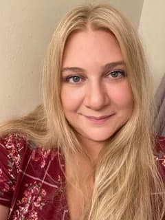 Instructor Sarah K. profile Card Image