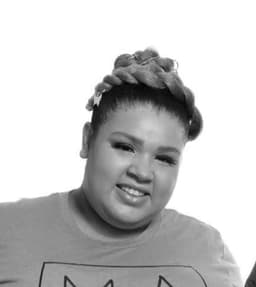 Instructor Shaina G. profile Card Image