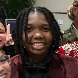 Instructor Sinysjah H. profile Card Image