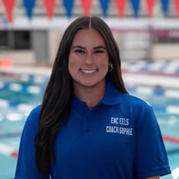 Instructor Sophie S. profile Card Image