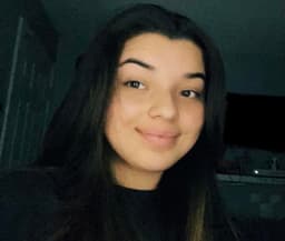 Instructor Stephanie G. profile Card Image