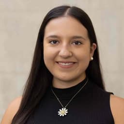 Instructor Stephanie S. profile Card Image