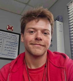 Instructor Stephen L. profile Card Image