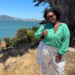 Instructor Taliha J. profile Card Image