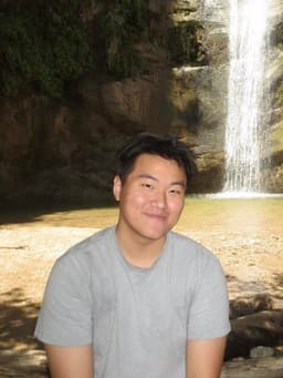 Instructor Tommy L. profile Card Image