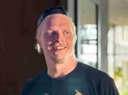 Instructor Vidar H. profile Card Image