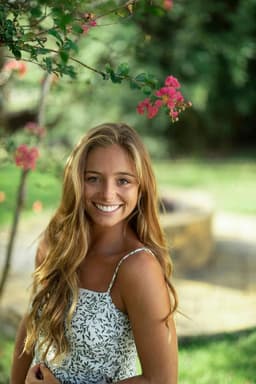 Instructor Virginia T. profile Card Image