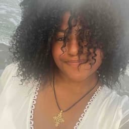 Instructor Yabsira Y. profile Card Image