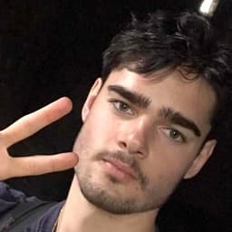 Instructor Zachary U. profile Card Image