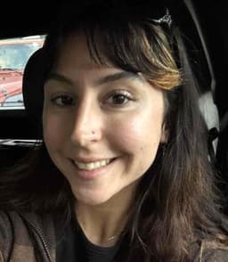 Instructor Zahra J. profile Card Image